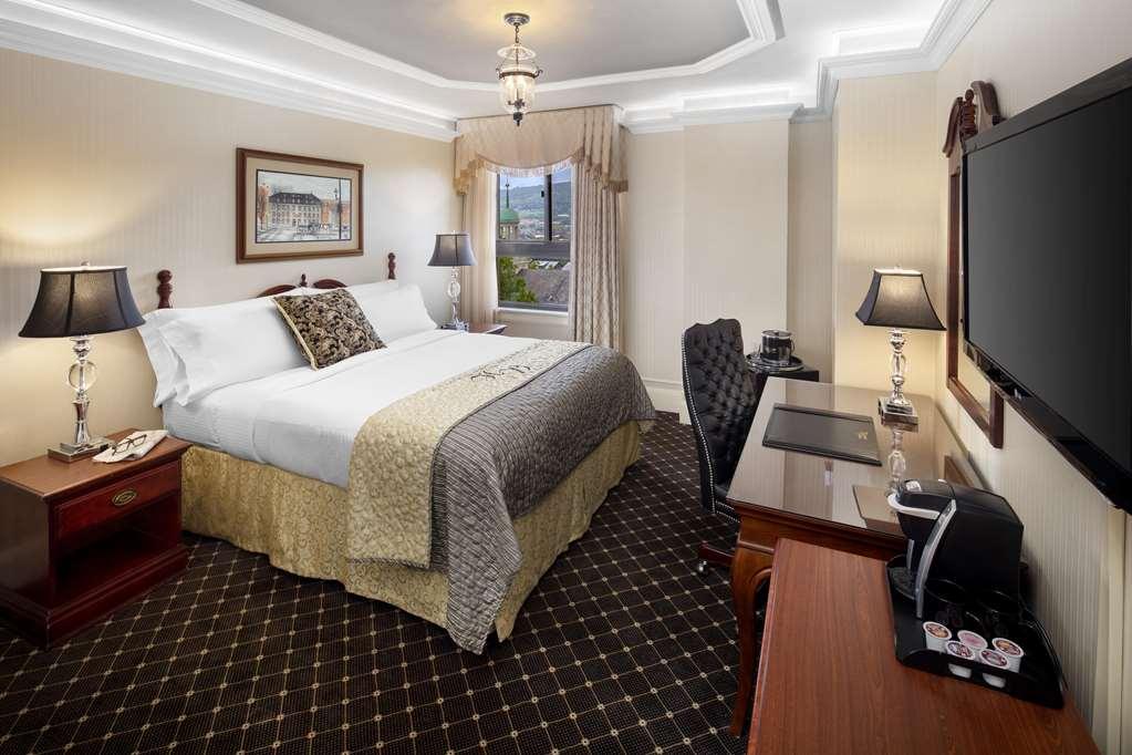 Historic Hotel Bethlehem Room photo